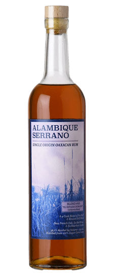 Alambique SerranoTres Anos Rum