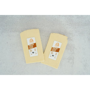 Beehive Pour Me A Slice Cheddar