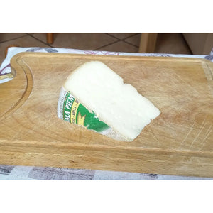 Toma Piemontese Italian